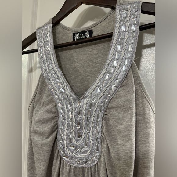 Grey jeweled neck line tank. Size small - Picture 2 of 6